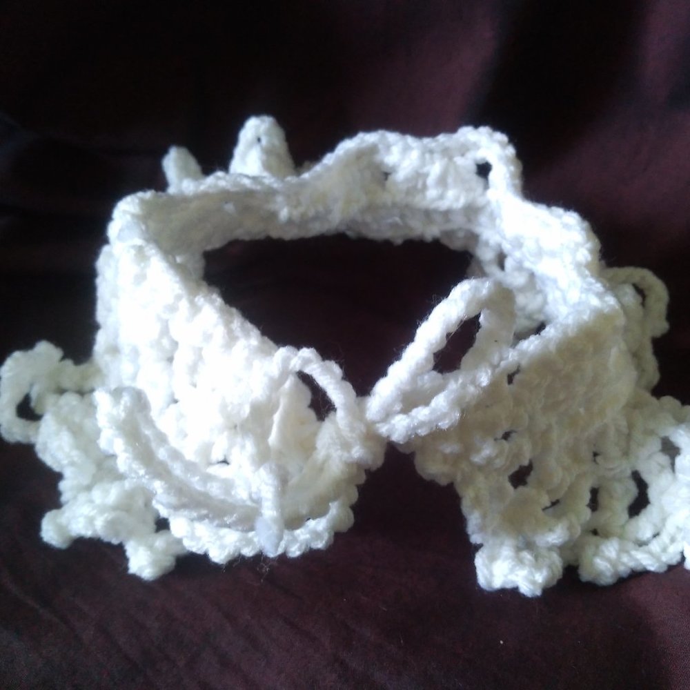 Victorian type collar necklace